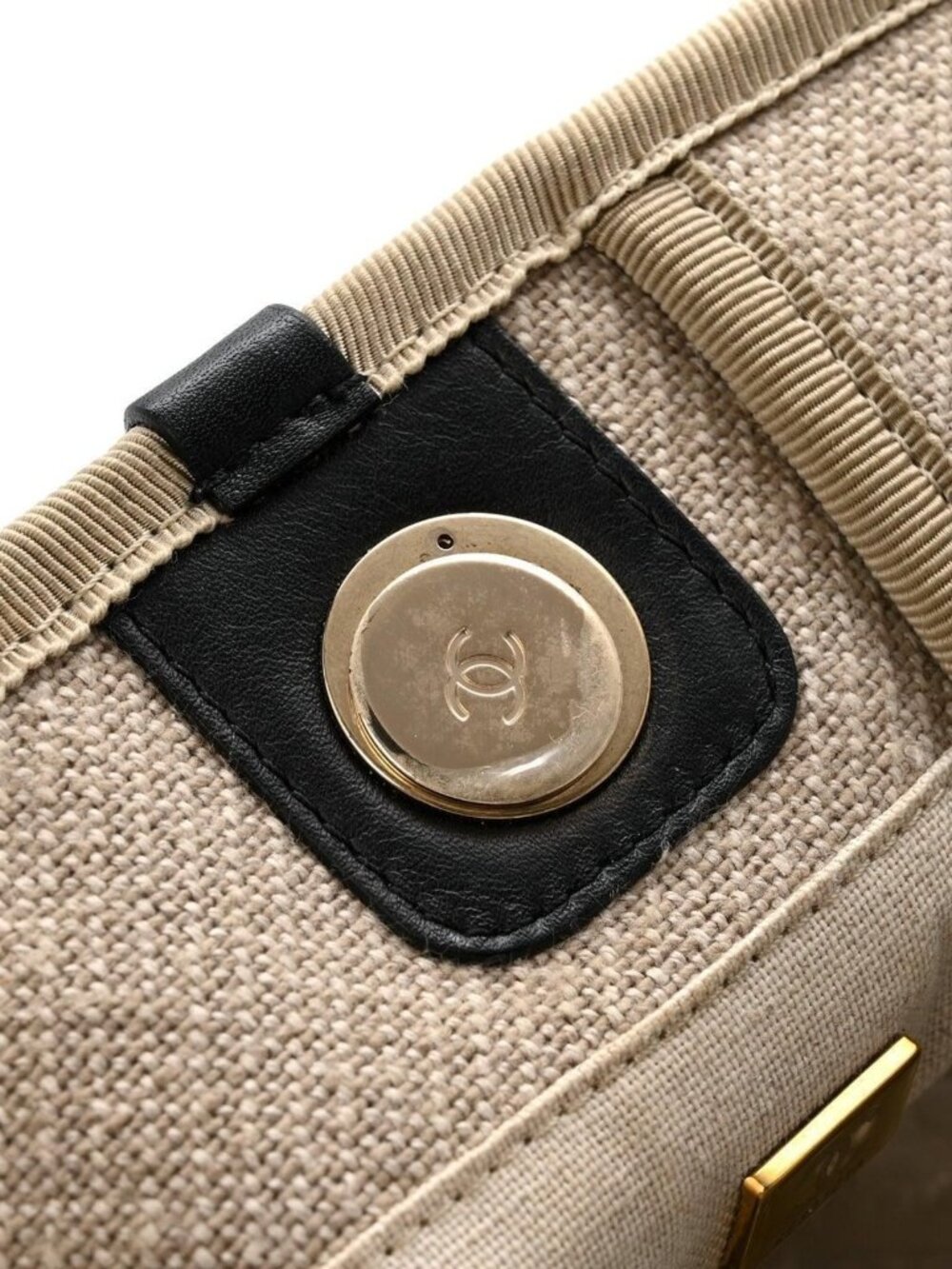 CHANEL NORTH SOUTH DEAUVILLE CANVAS TOTE MEDIUM - Picture 6 of 8